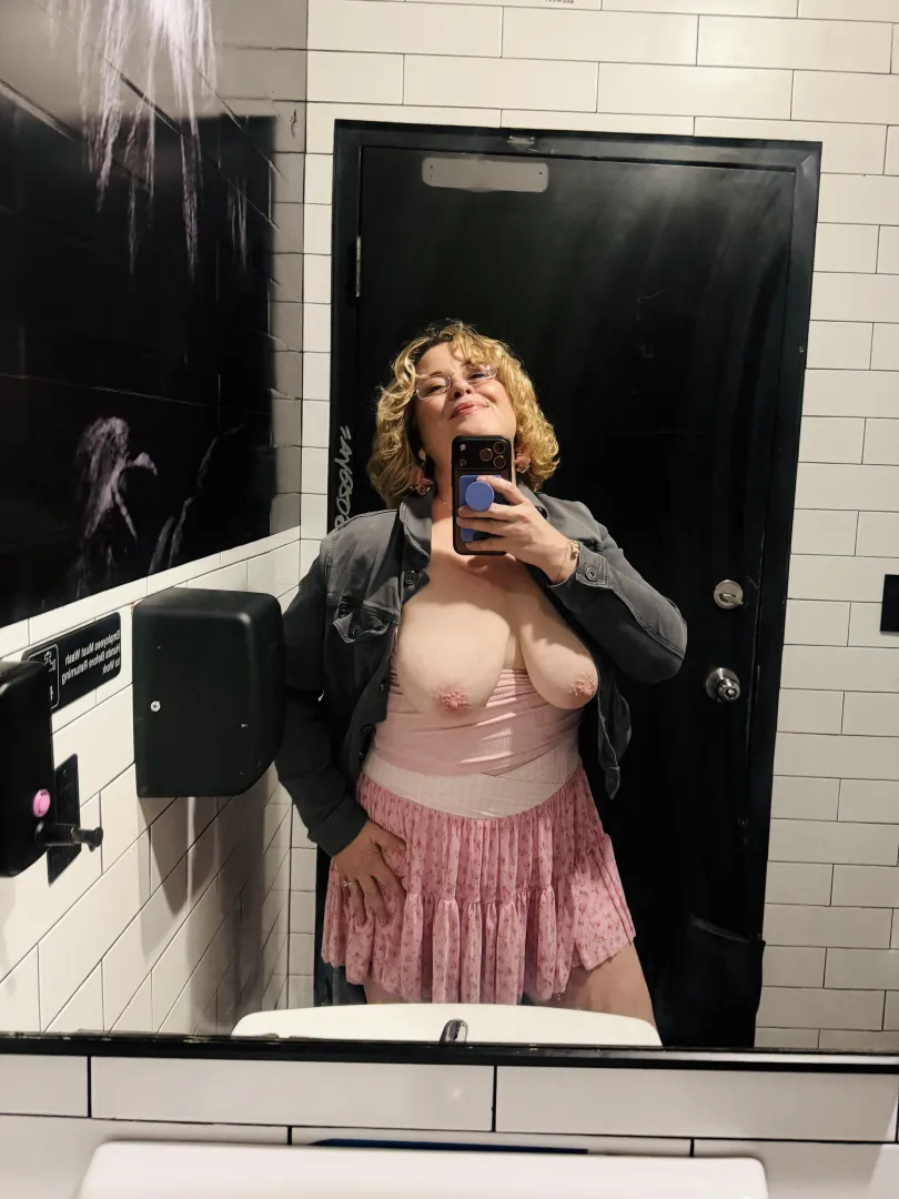 Pretty in pink, pretty naughty after a few drinks 