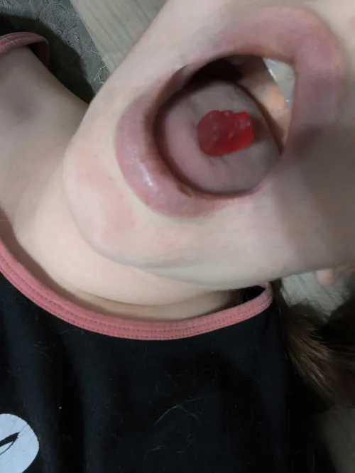 Rest on my tongue, I'll do the rest