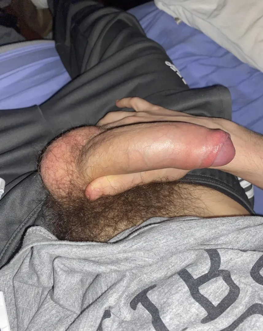 This Dutchie hasn’t had a fun time in a while.. who wants ? (26 )