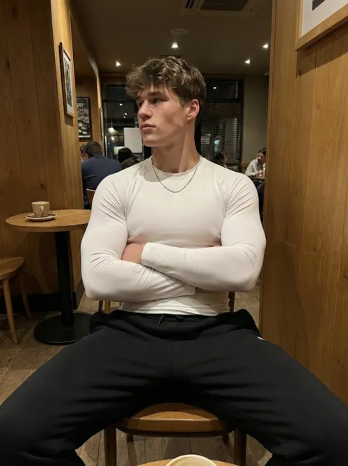 tight fit,right vibes