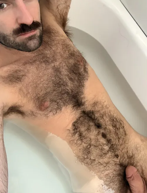 Wet otter is horny otter