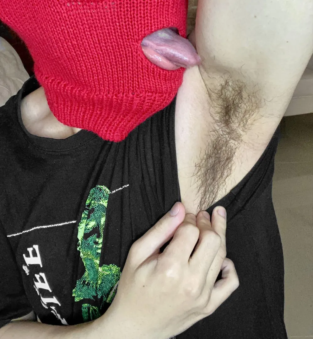 [19] i know u wanna lick em