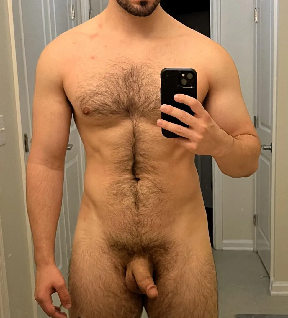 25 M4F Phoenix Business Trip looking for girl to come over