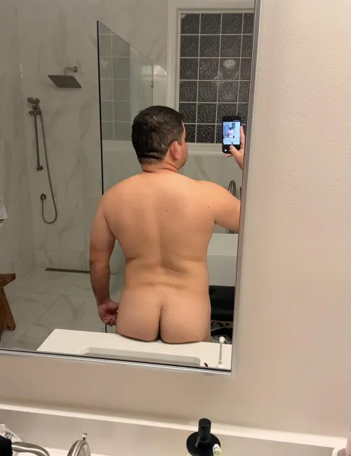 28[M] I want to bottom today and have some fun