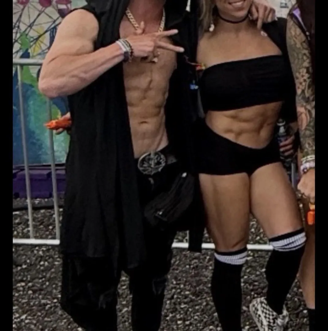 32/36MF4MF - In Miramar Beach / Destin Area - Cum Find Us