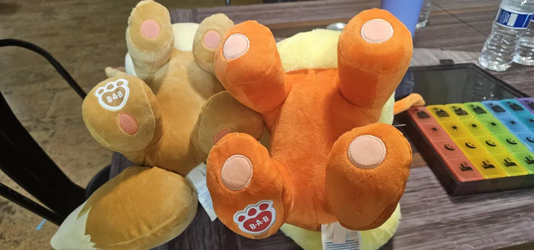 Anatomically correct red rocket mod with functional sheath?