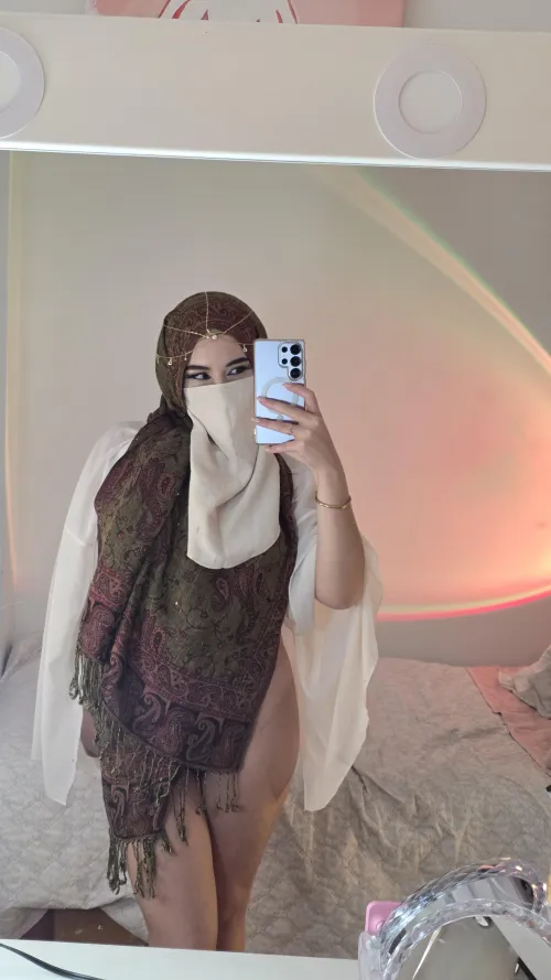 Come lift up my scarf and find what's hidden underneath