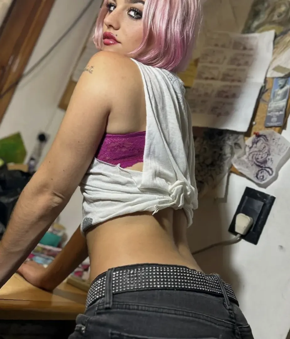 F188 Free for fun tonight, slightly buzzed - lnssta only for replies: .elenazexel'.