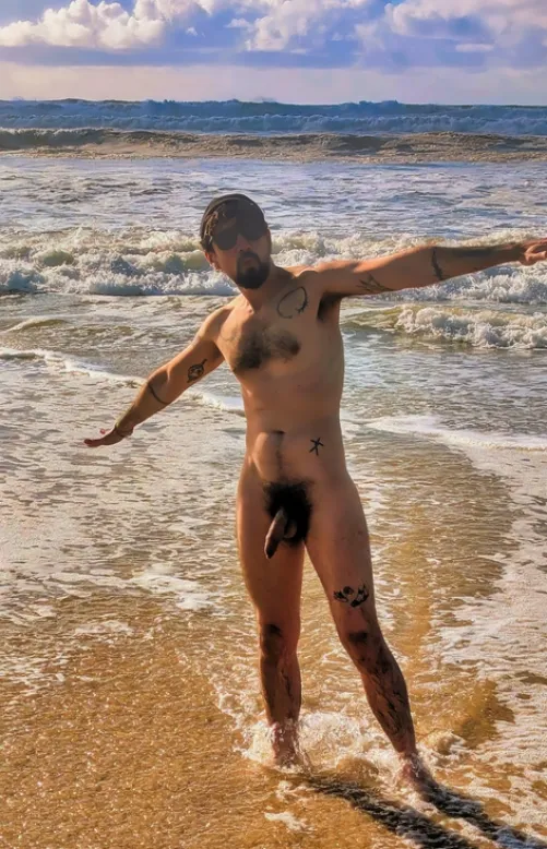 (FINALLY) ENJOYING THE BEACH!