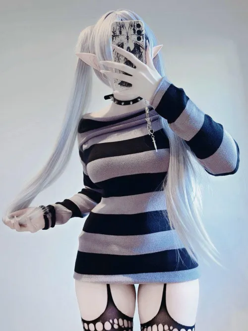 Frieren cosplay by (Angel)