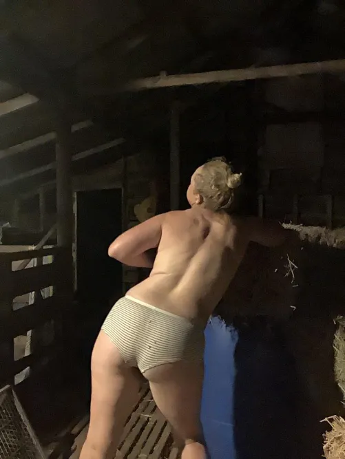 Good thing the neighbours can’t see me