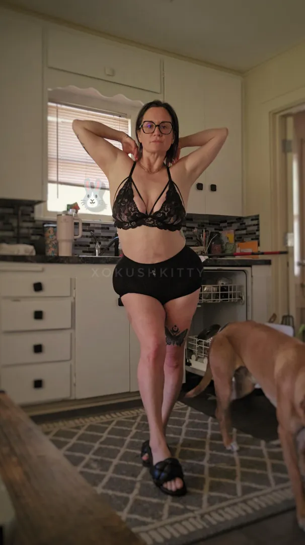 Happy Easter  ➡️‍⬛️