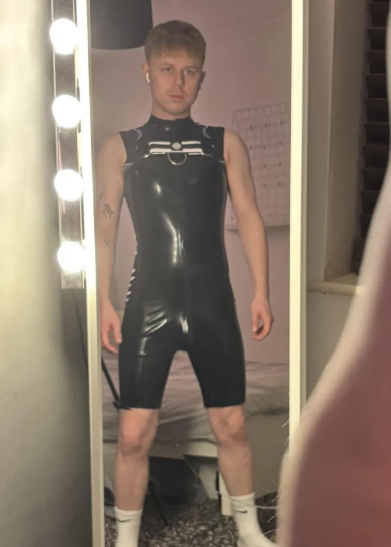 How’s this shiny boy looking? ✨ 