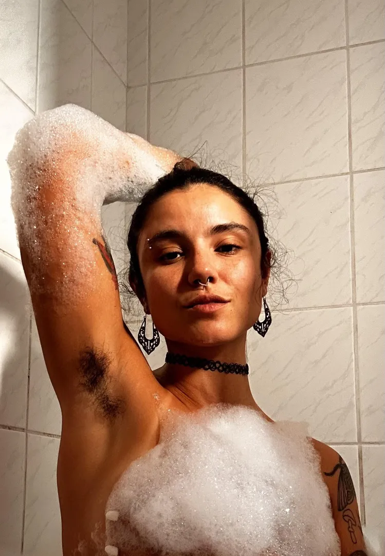 Jump into the bath with me