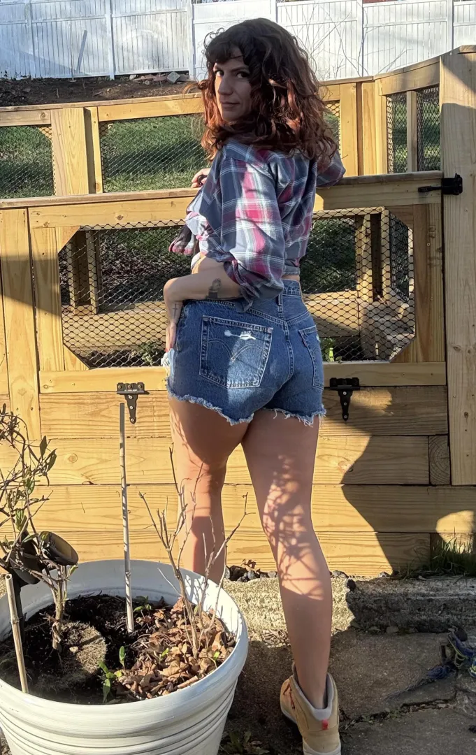 Just out here minding my business…