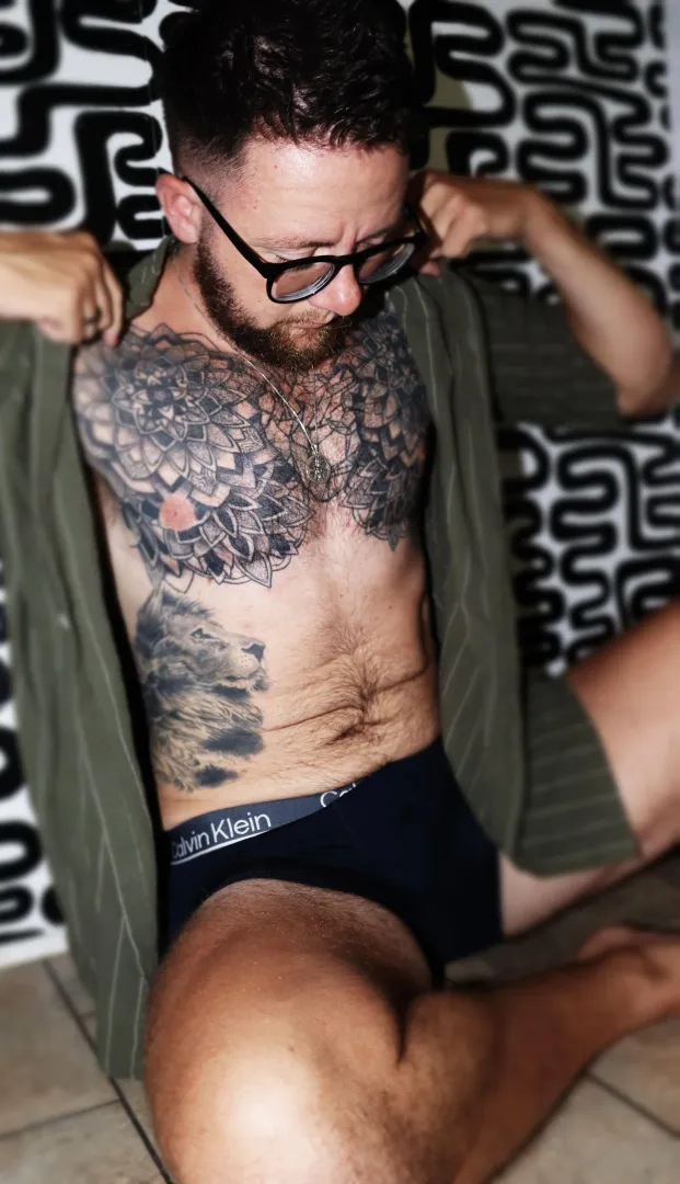 Let this trans man dominate you