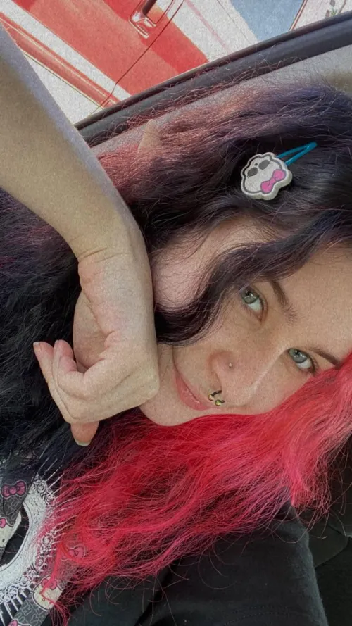 Looking to get dicked down by single male or married men