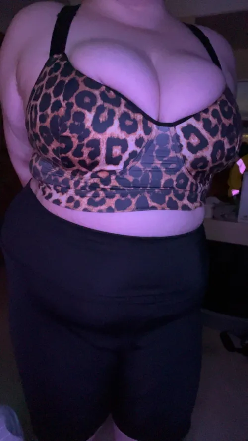 Oh no my tits are too big  gremmy2002 ask for the menu 