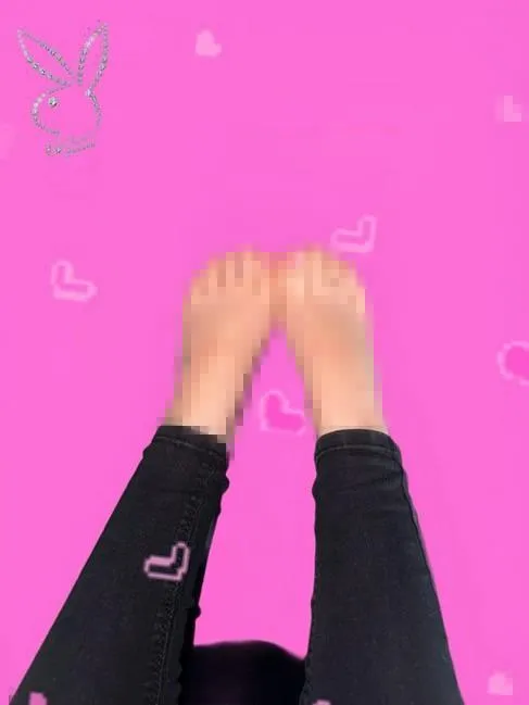 pathetic pixel pumper✨