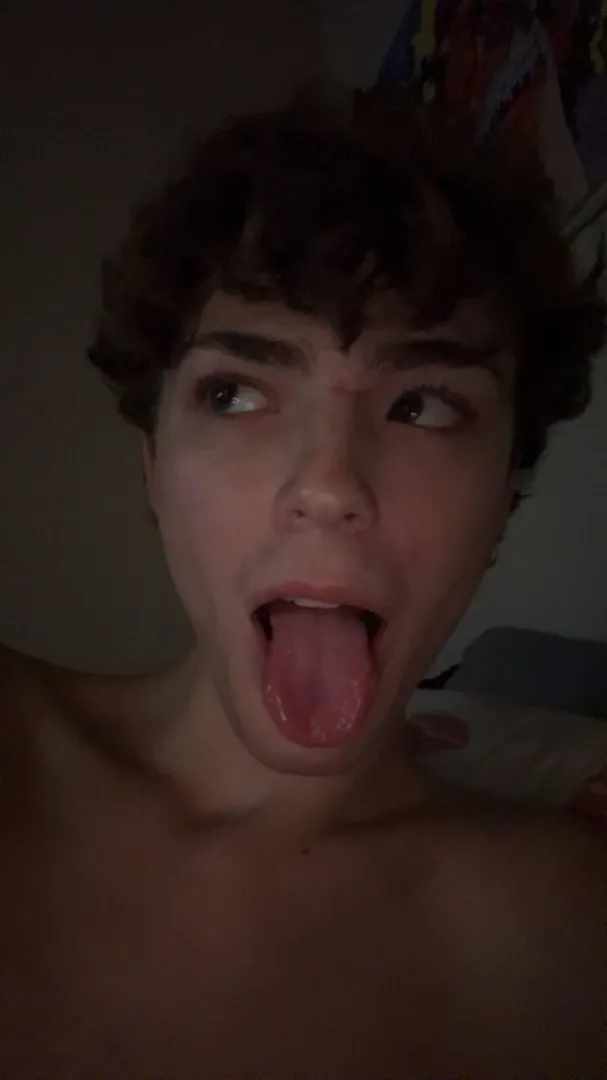 who has morning wood i can service ??