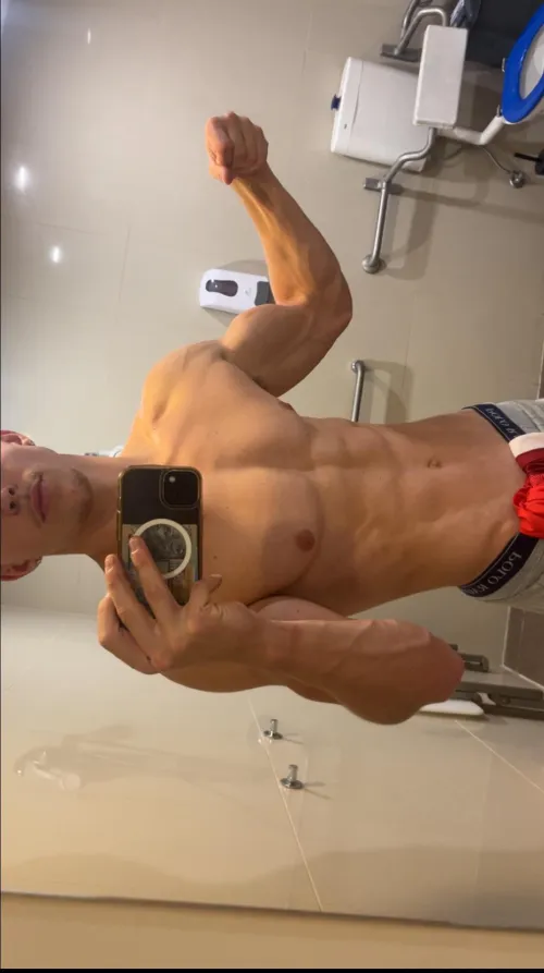 20m Young n fit. Could your wife handle me?