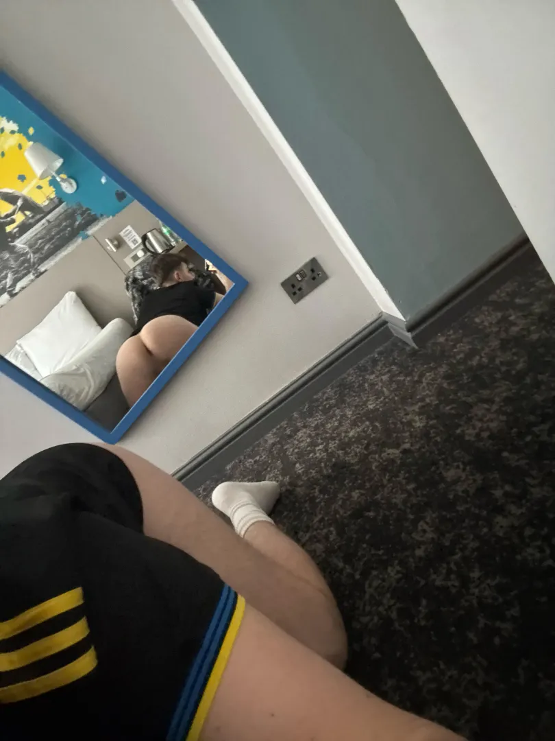 22 free to fuck rn in town;)