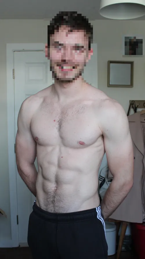 23 [M4F/FM] [Philly Area] Experienced with couples