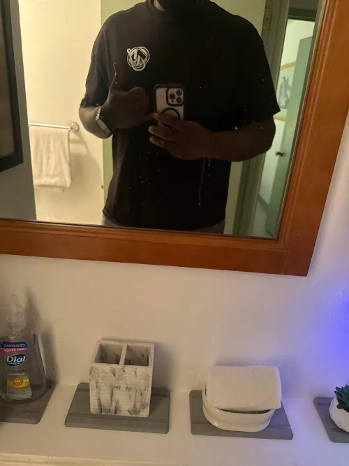 35 M4FM Honolulu- looking for a fun couple