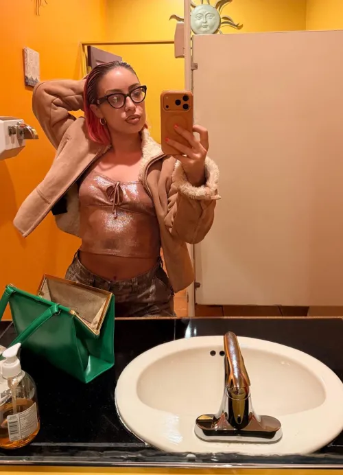 Anyone round for chat?