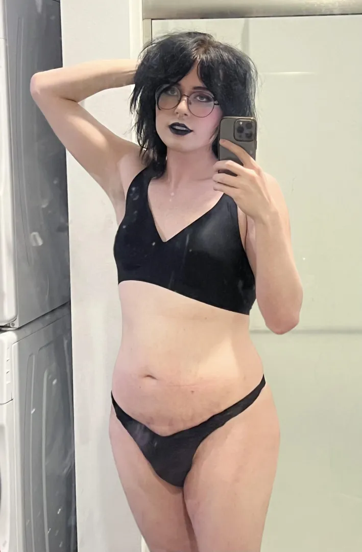 are thick, chubby, emo girls your type?