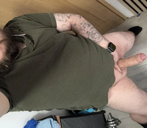 Call me a lumberjack because I have some small wood for you to handle ;)