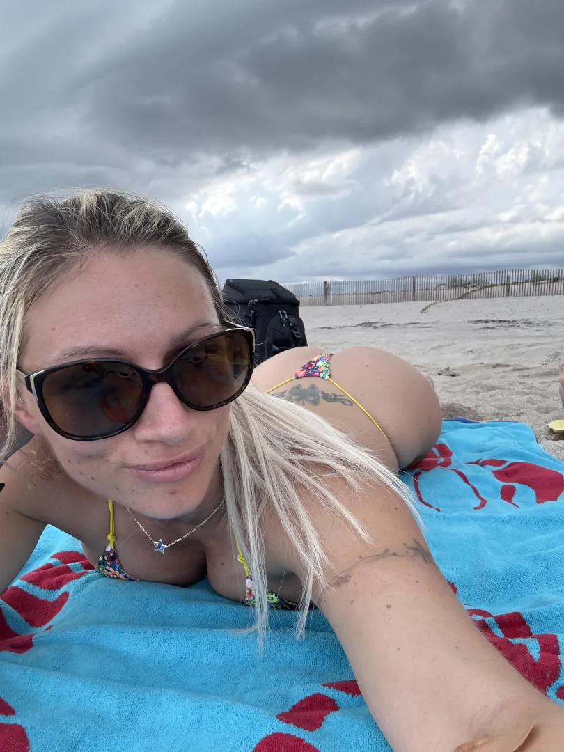 Cloudy beach day
