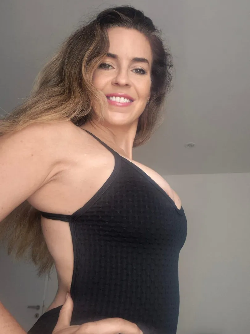 Do you want to play with me in a dirty and hot sexting or vc? Tg lucrehot