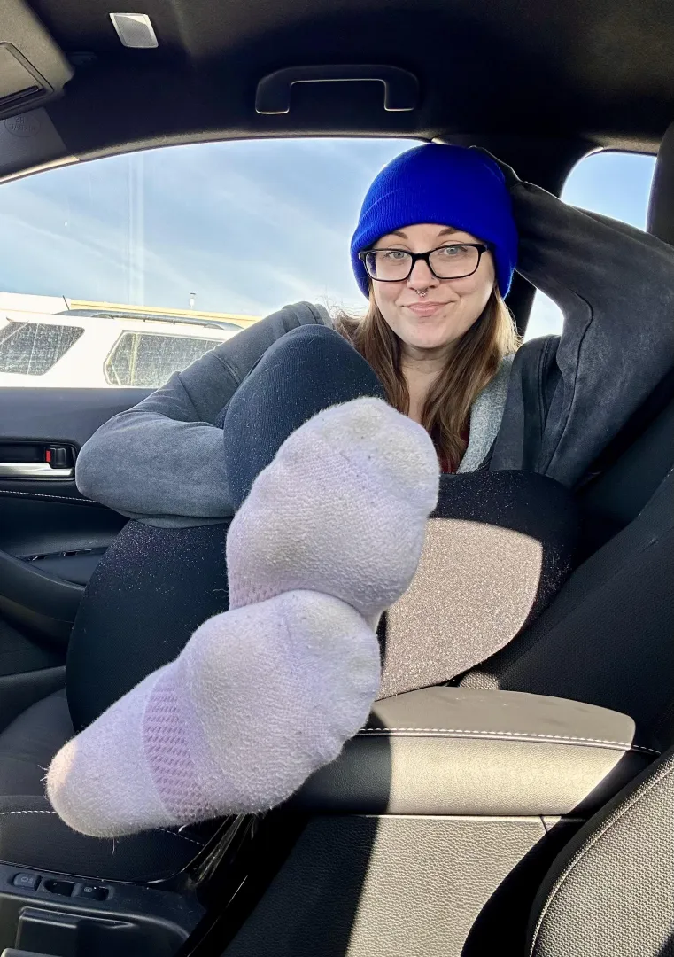 [F] I heard you have a thing for smelly socks..