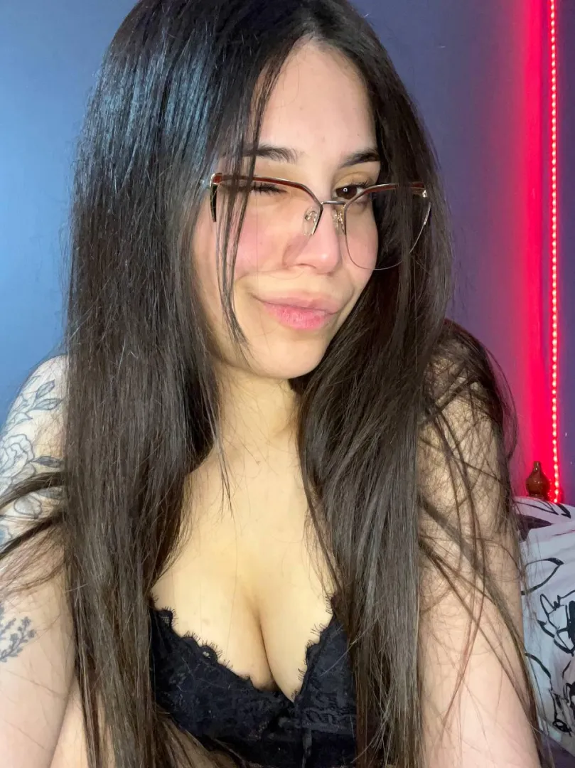 I’d love to give you instructions and watch you eat your own cum.