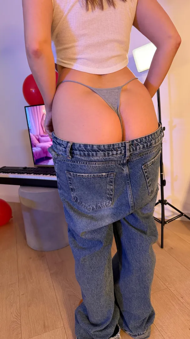 I’m sure my tail excites u