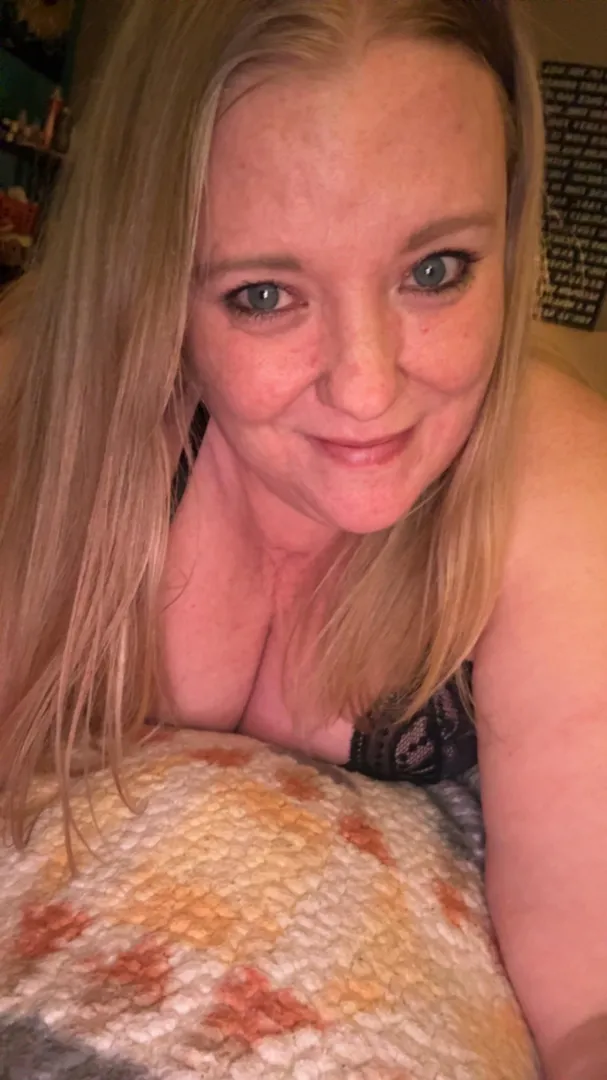 It’s Sunday night  Why do weekends go so fast??