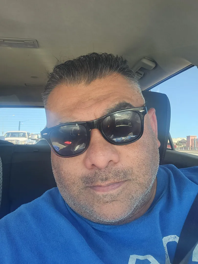 [M] 4 [F] Denver Seeking a woman for passionate kissing touching and pure enjoyment. Seeking a Lady who enjoys multiple orgasms, breast play and sensual sensations. Hosting