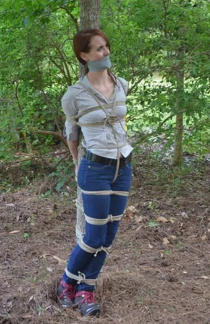 Scout Kevin taking a pic of Den Mother Raye    Orono ME