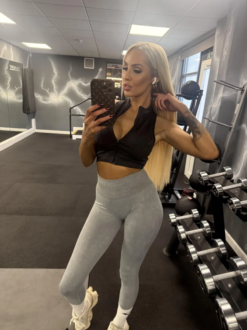 Should I workout naked? would you like to see that?